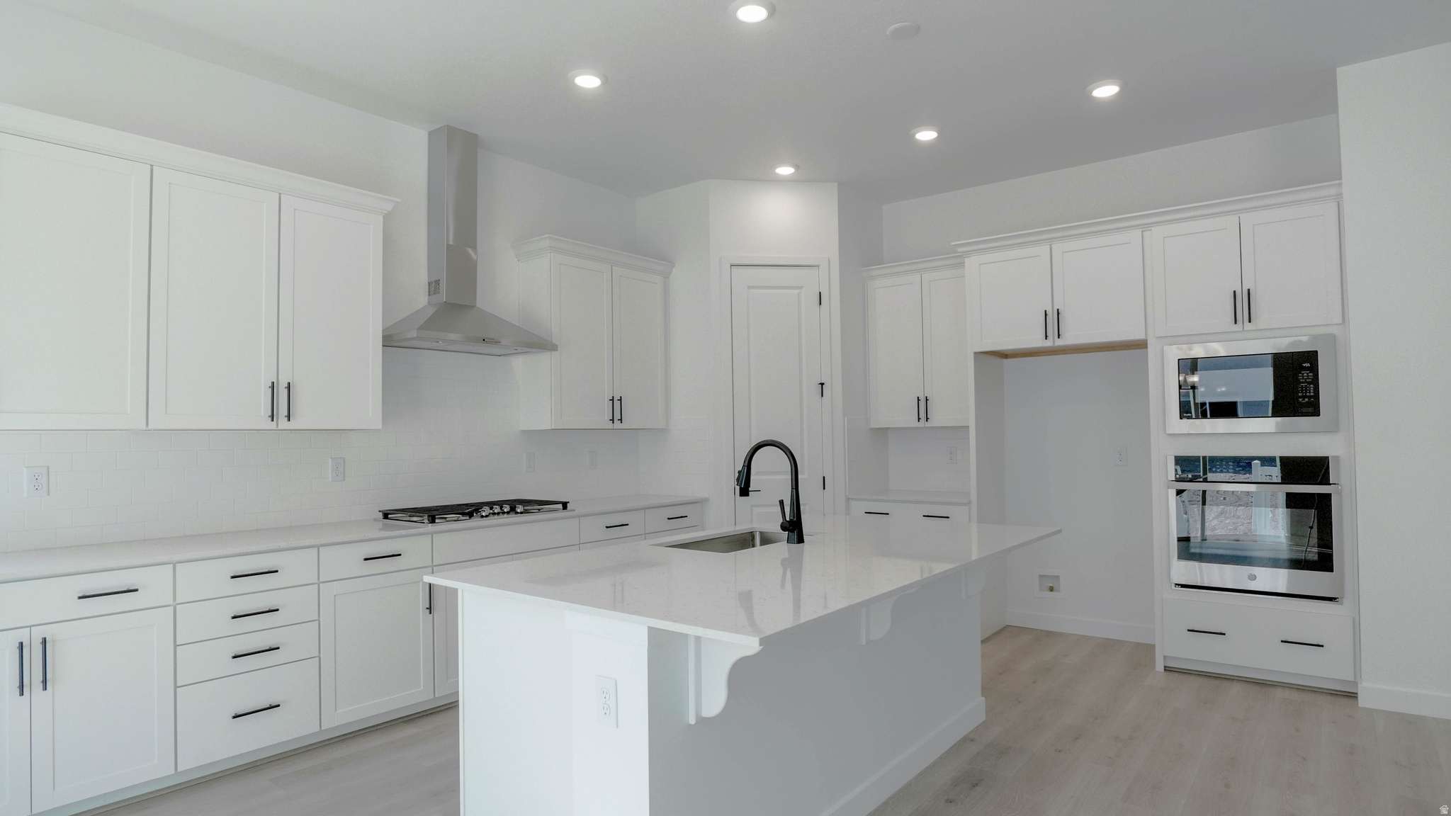 CANTON RIDGE - Residential