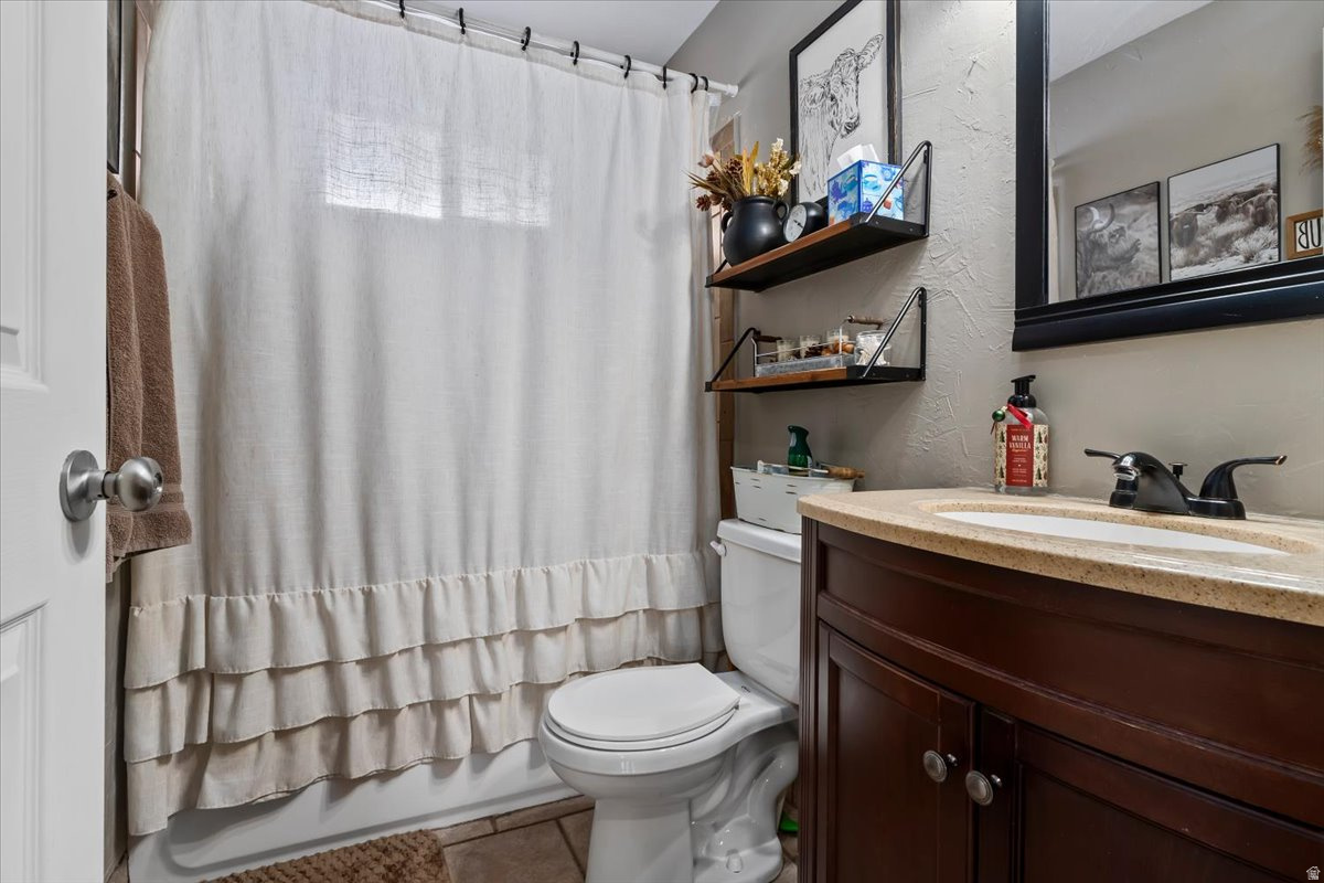 CENTENNIAL VILLAGE #8 - Residential