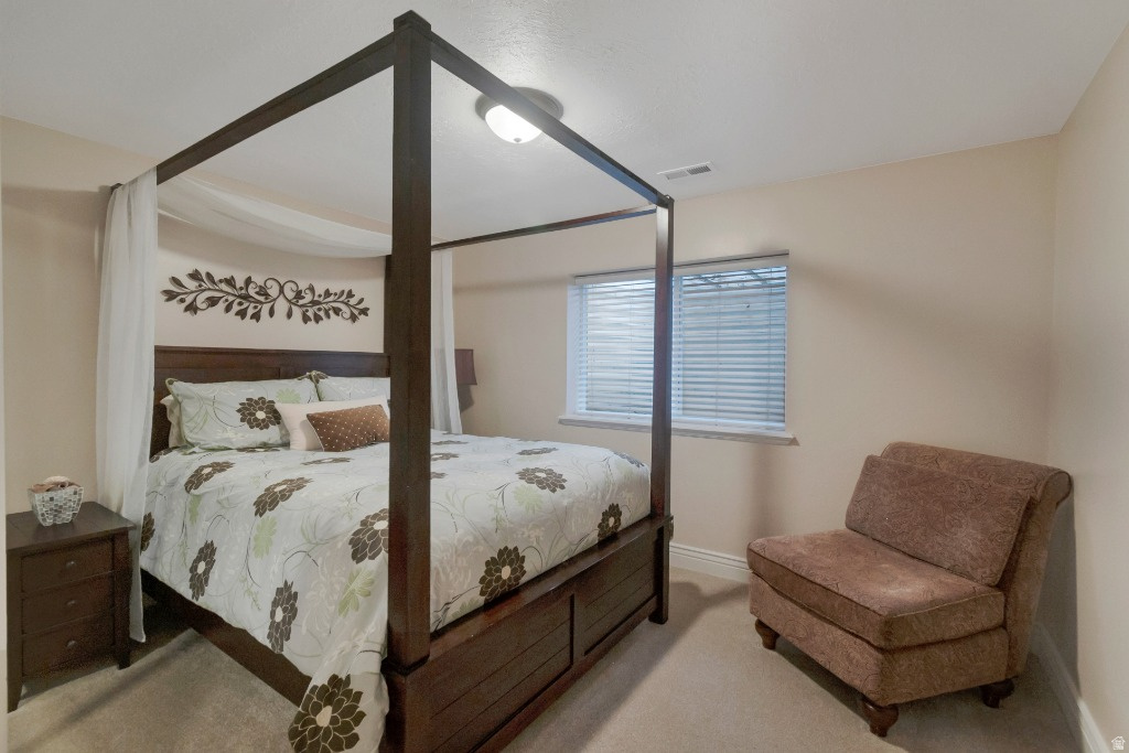 HIDDEN HOLLOW ESTATES - Residential