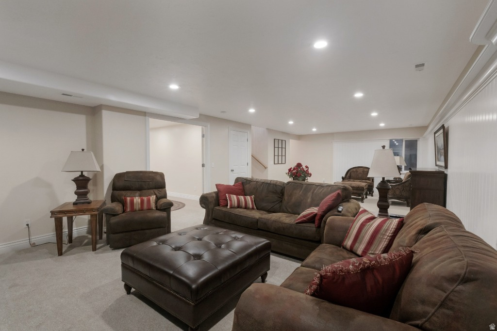 HIDDEN HOLLOW ESTATES - Residential