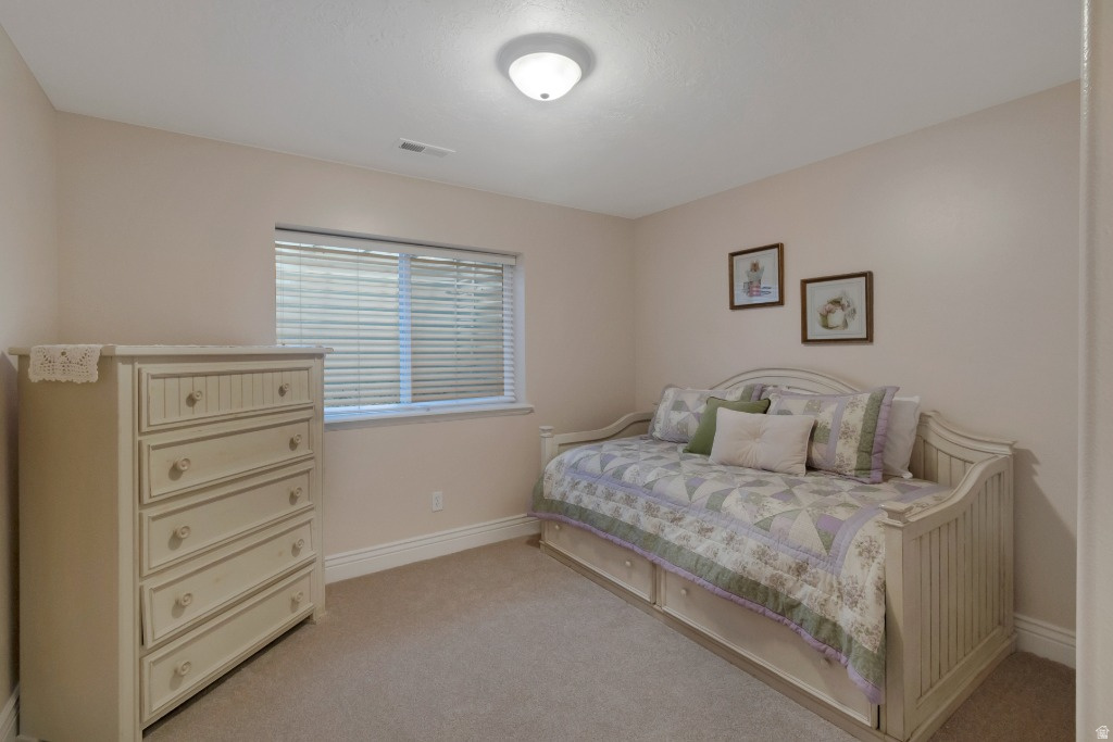 HIDDEN HOLLOW ESTATES - Residential