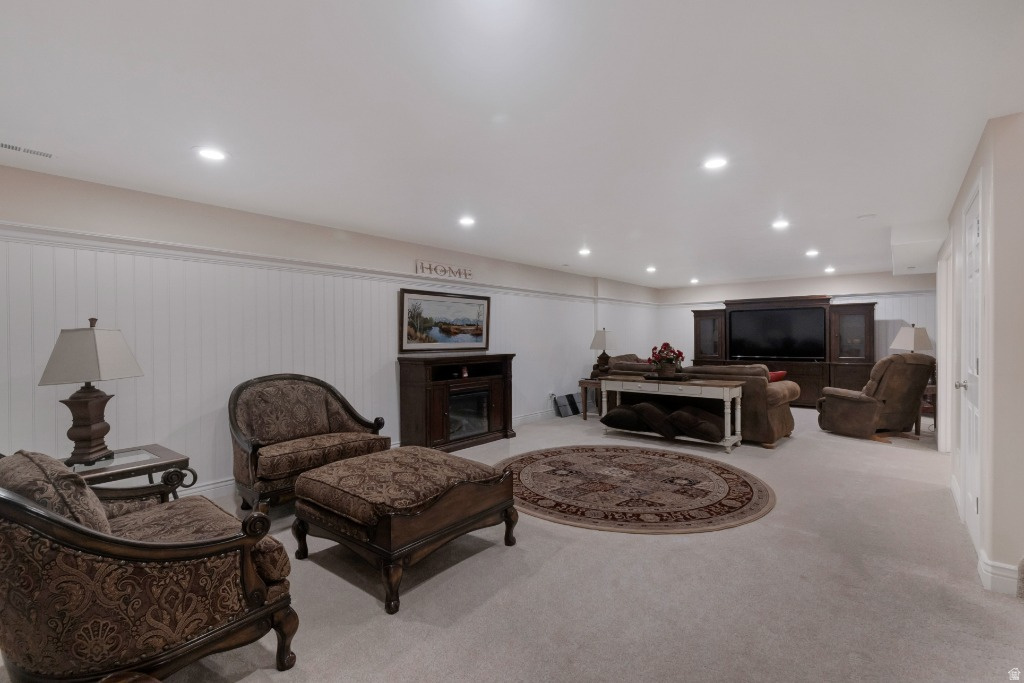 HIDDEN HOLLOW ESTATES - Residential