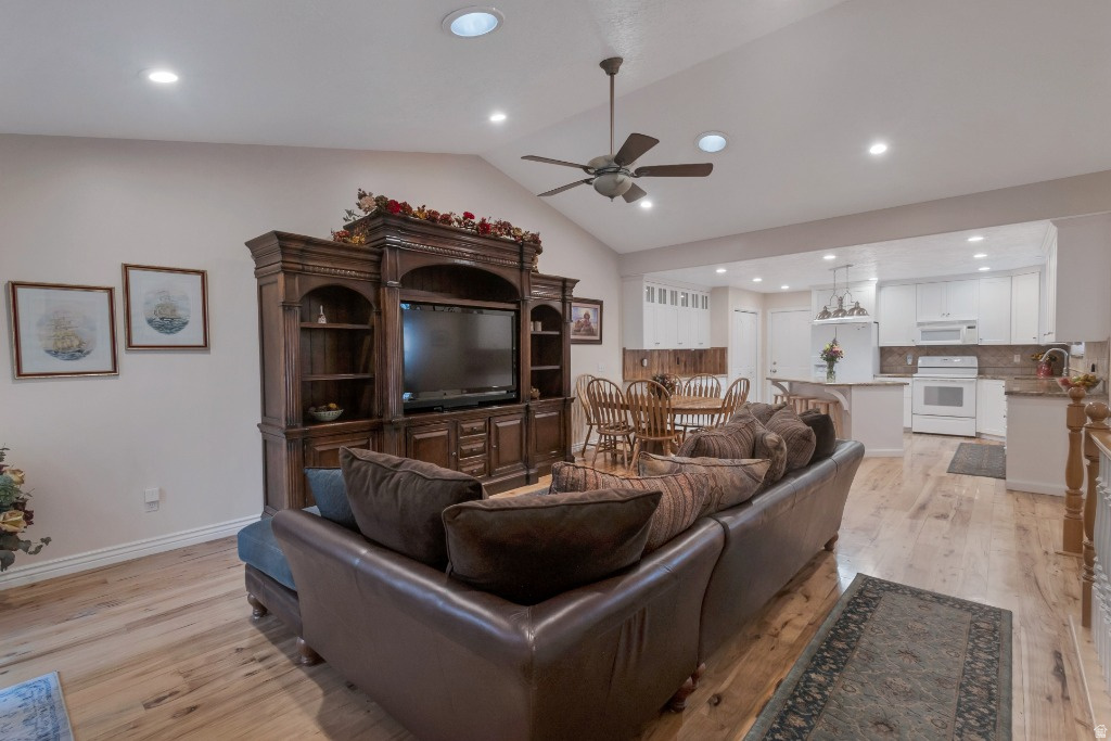 HIDDEN HOLLOW ESTATES - Residential