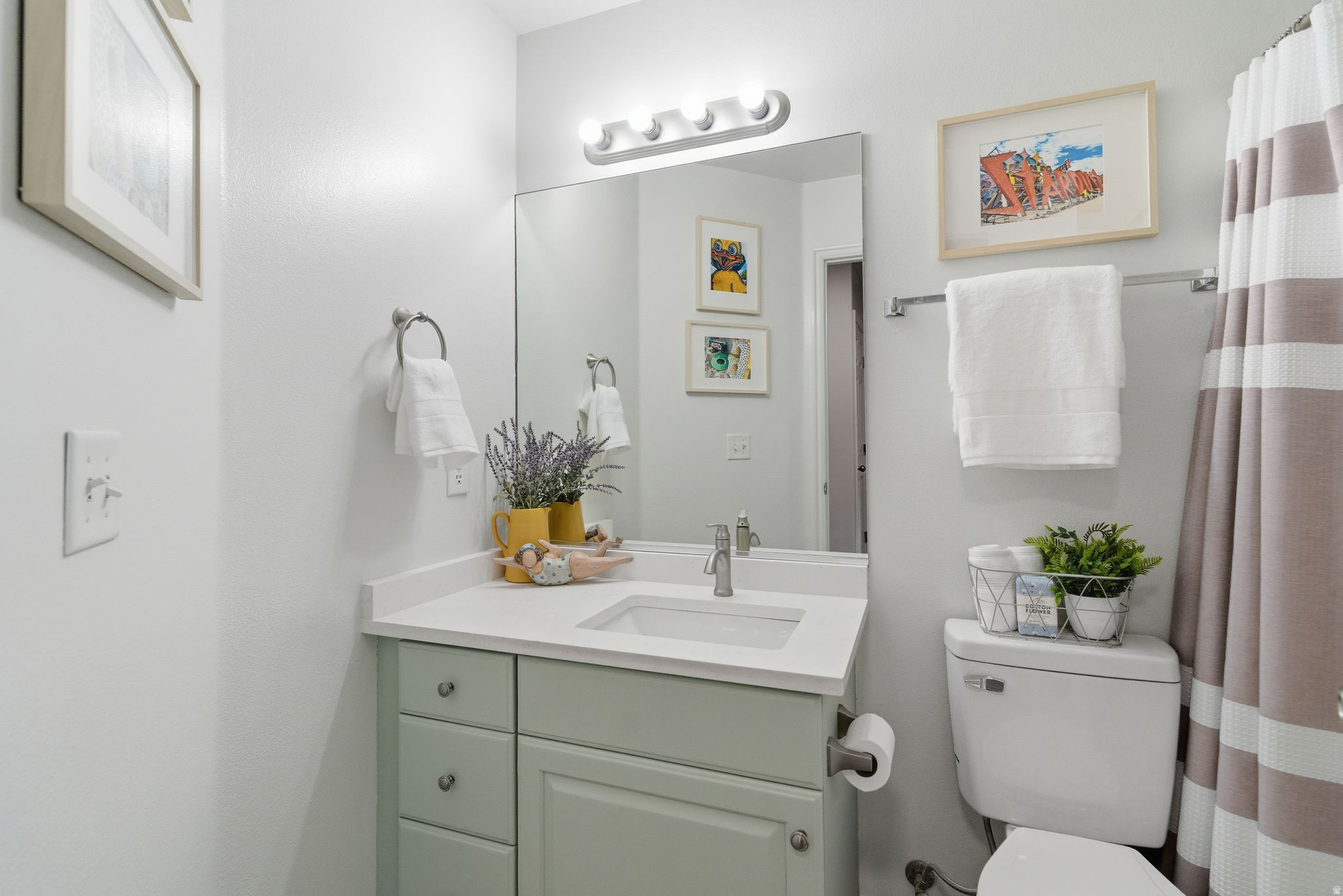 LEXINGTON HILLS TOWNHOMES - Residential