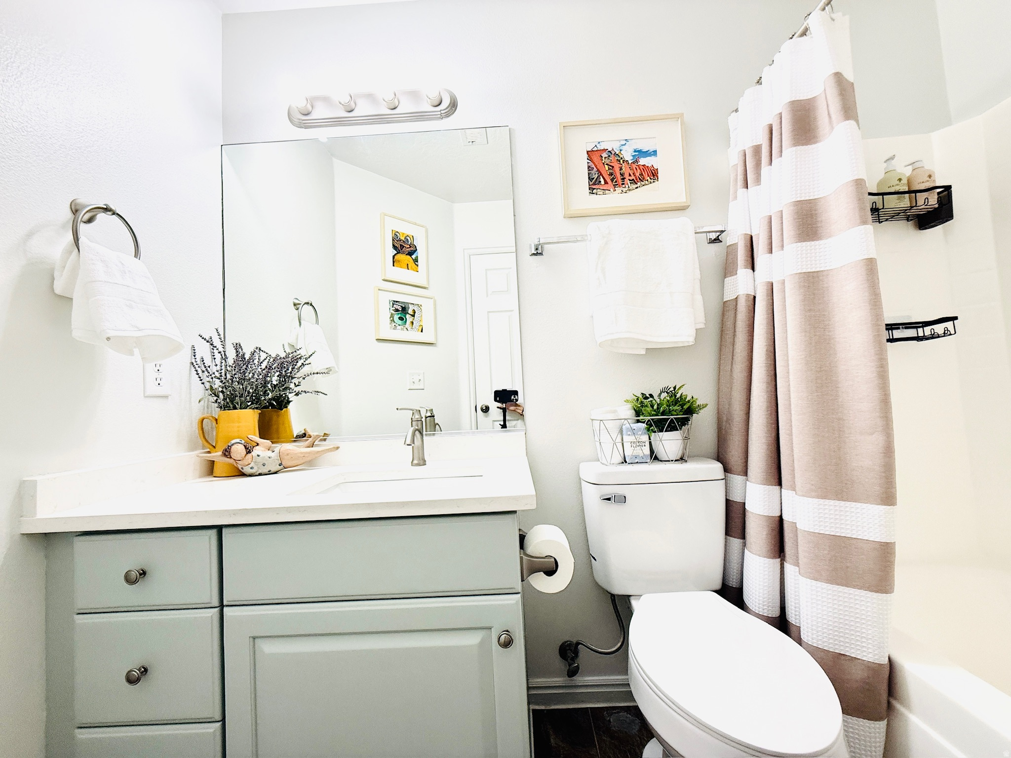 LEXINGTON HILLS TOWNHOMES - Residential