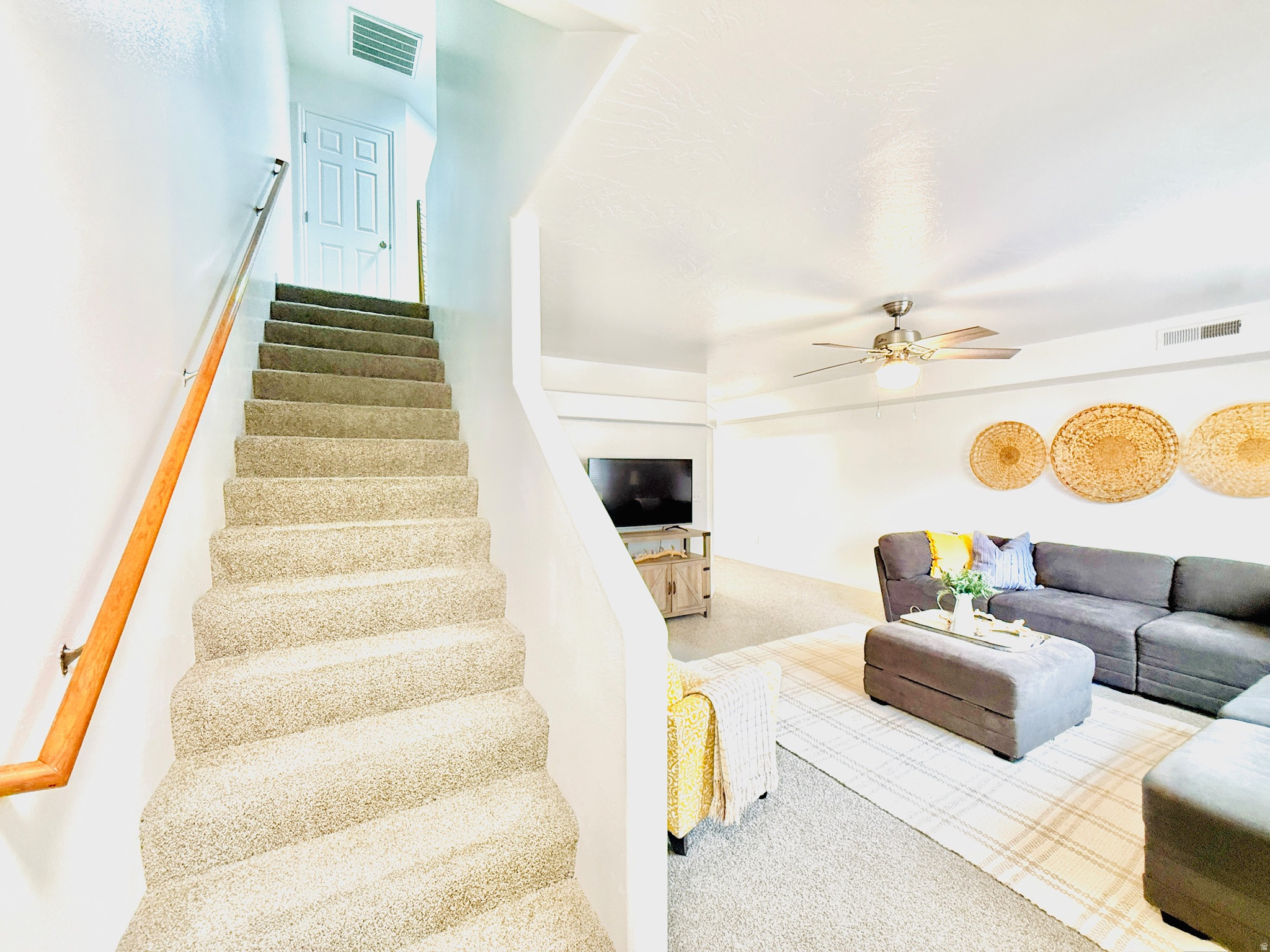 LEXINGTON HILLS TOWNHOMES - Residential