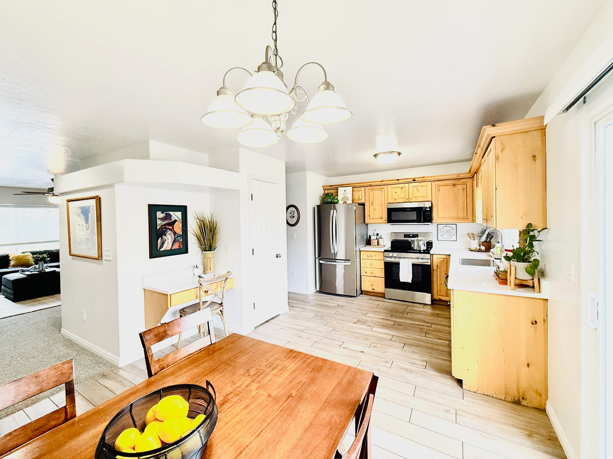 LEXINGTON HILLS TOWNHOMES - Residential