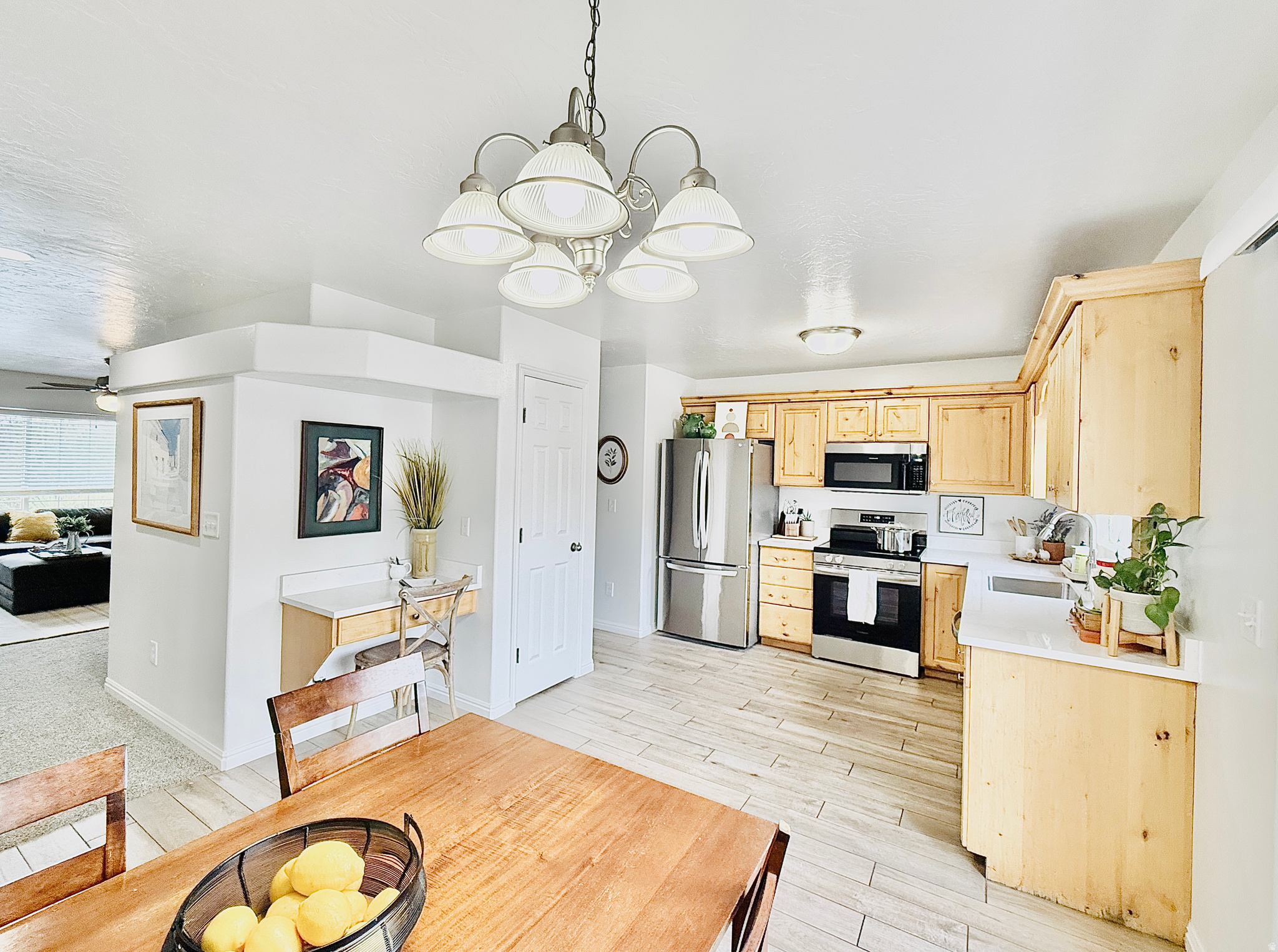 LEXINGTON HILLS TOWNHOMES - Residential