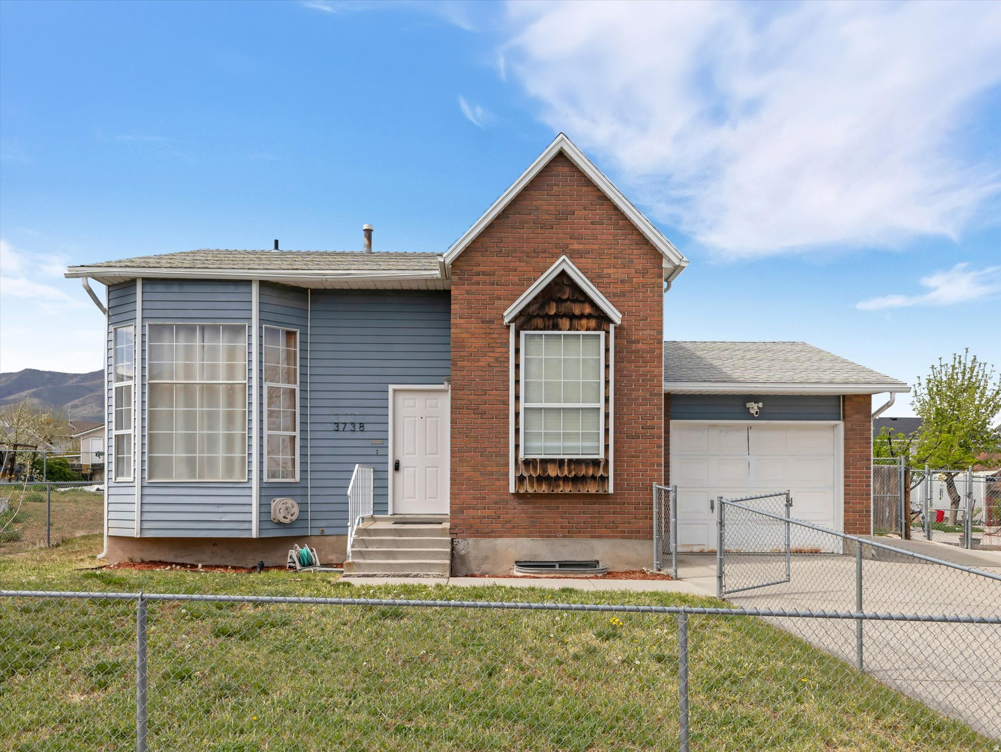 CHAPARRAL - Residential