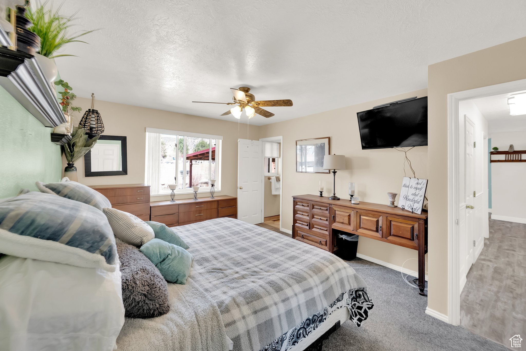 154 W Main St, Bicknell, Utah image 34
