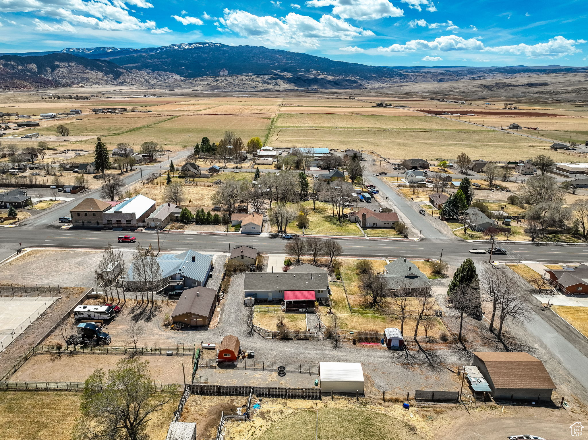 154 W Main St, Bicknell, Utah image 45