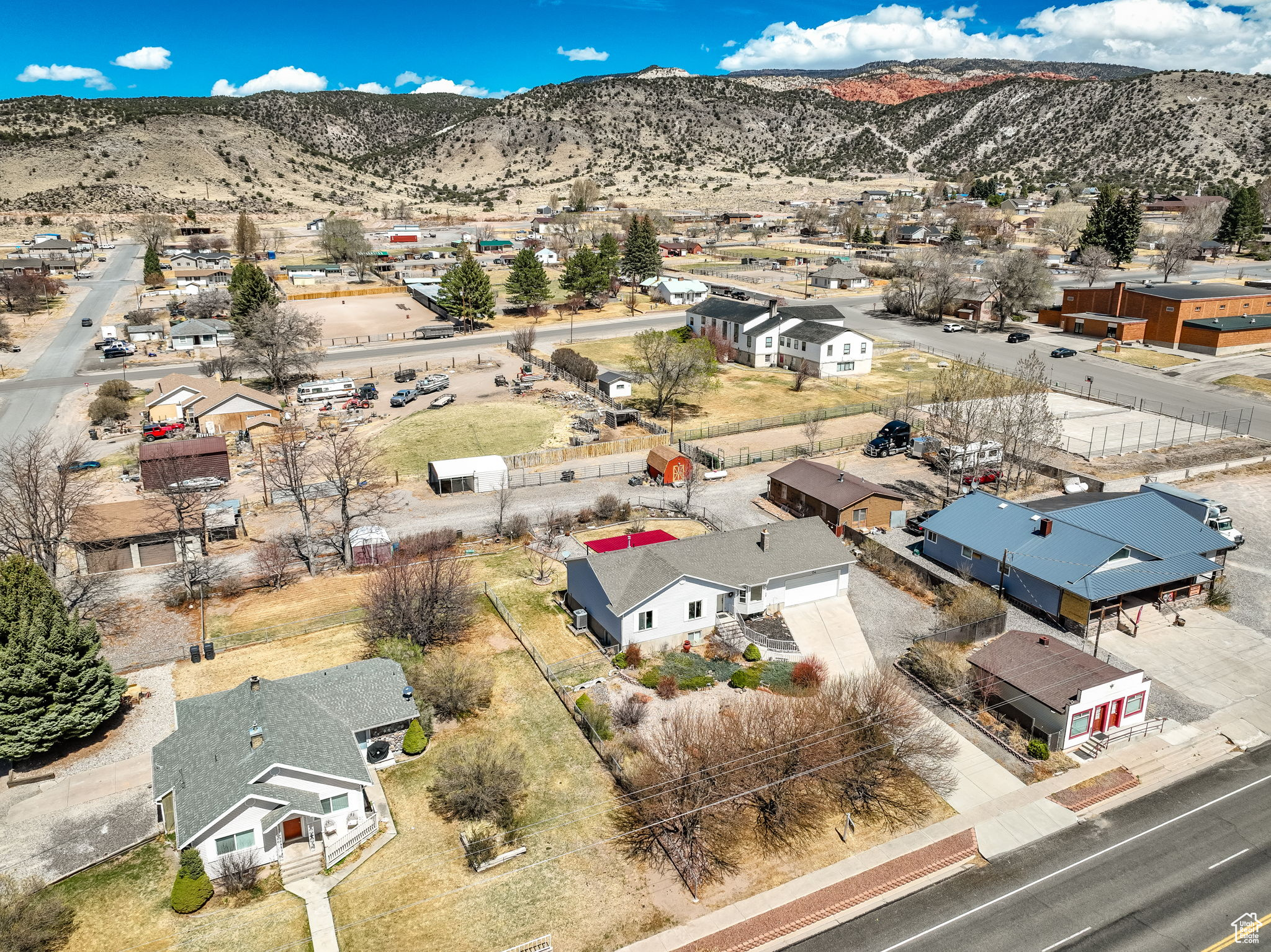 154 W Main St, Bicknell, Utah image 49