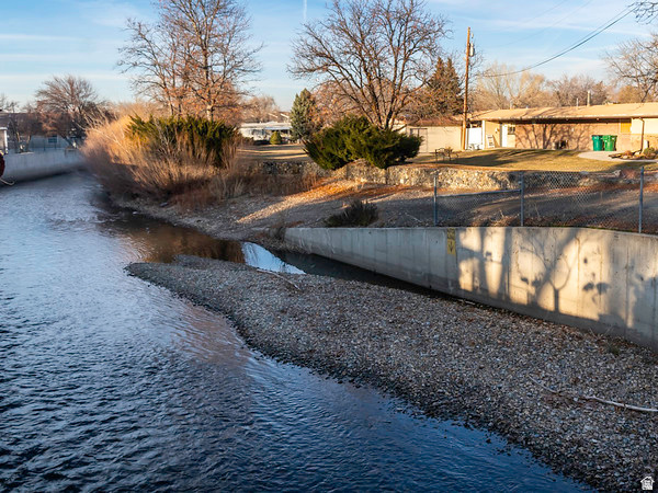 COTTONWOOD COVES - Residential
