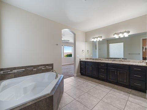 Tiny photo for 758 N HIGHLAND PKWY, Washington, UT 84780 (MLS # 2175071)