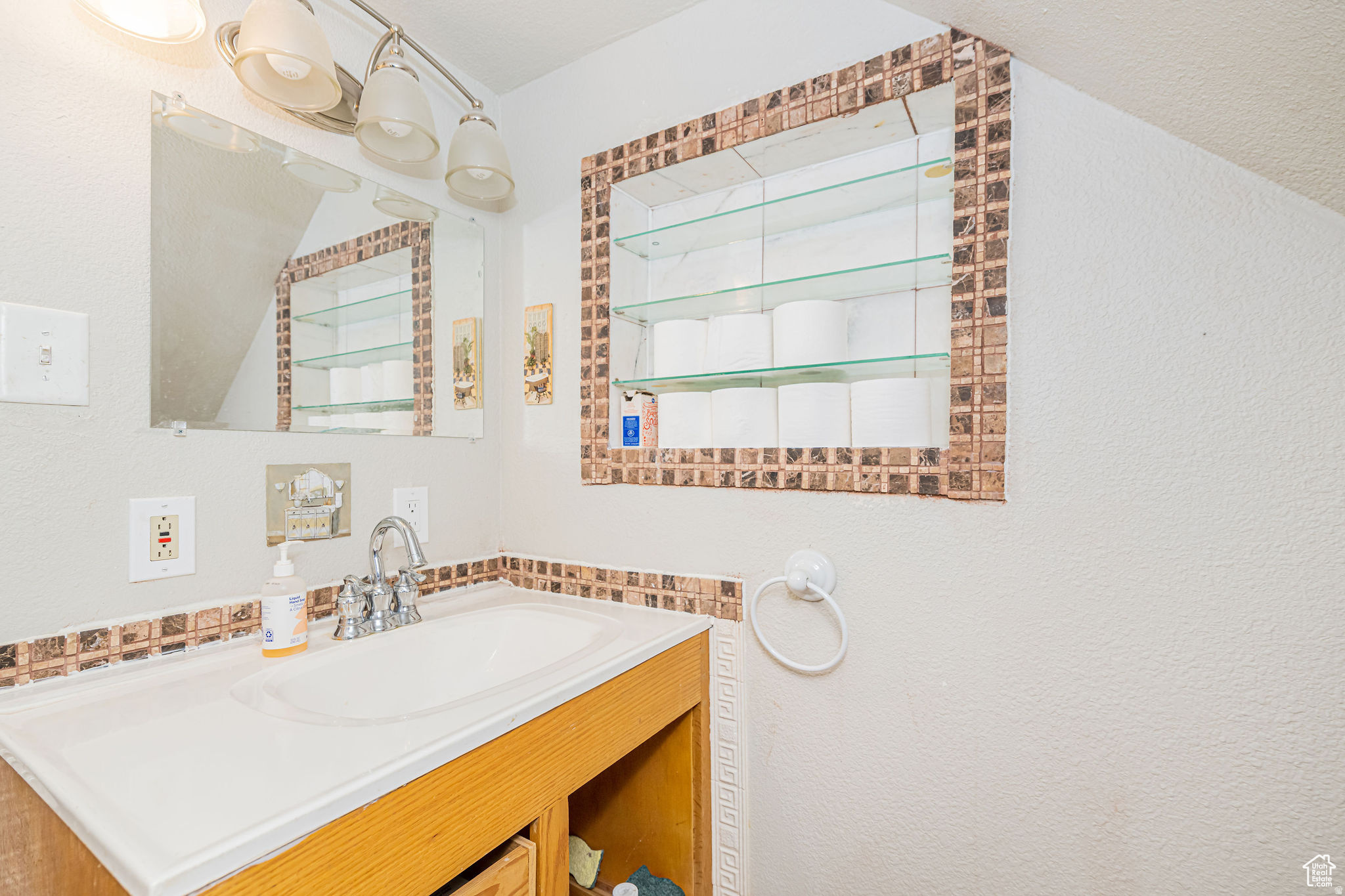 SKYLINE MOUNTAIN RES - Land