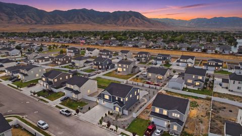 Tiny photo for 431 W PALOMINO WAY, Stansbury Park, UT 84074 (MLS # 2173969)