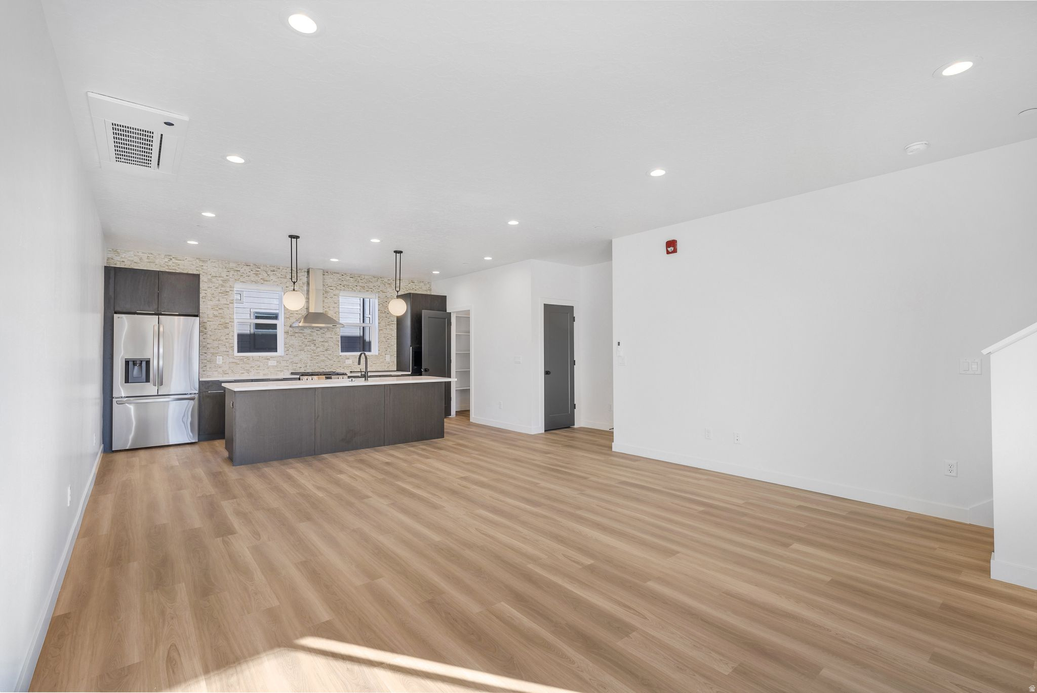 THE MONROE - Residential