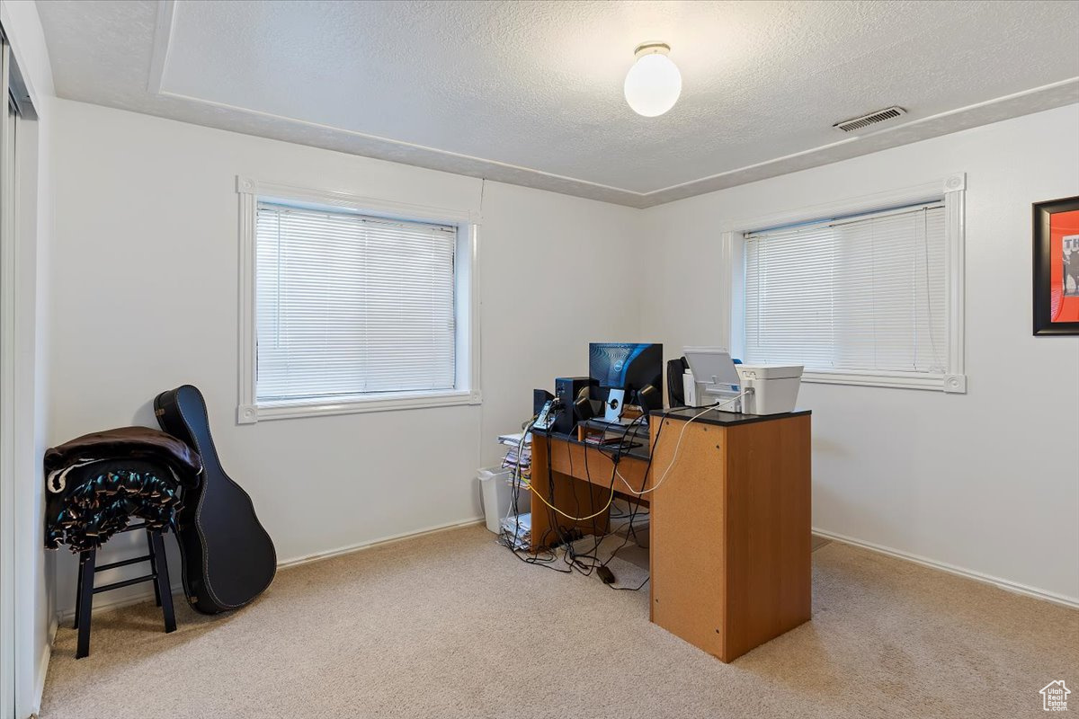 FLYING T STABLES - Residential