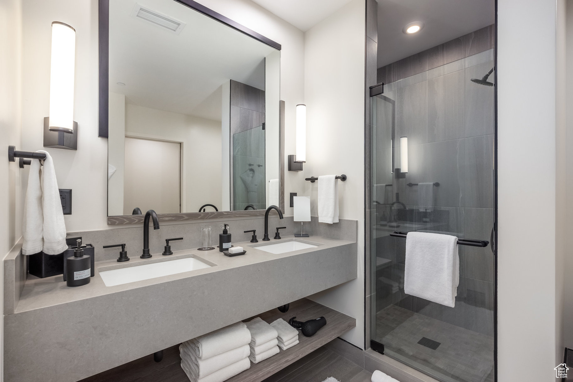 PENDRY RESIDENCES - Residential