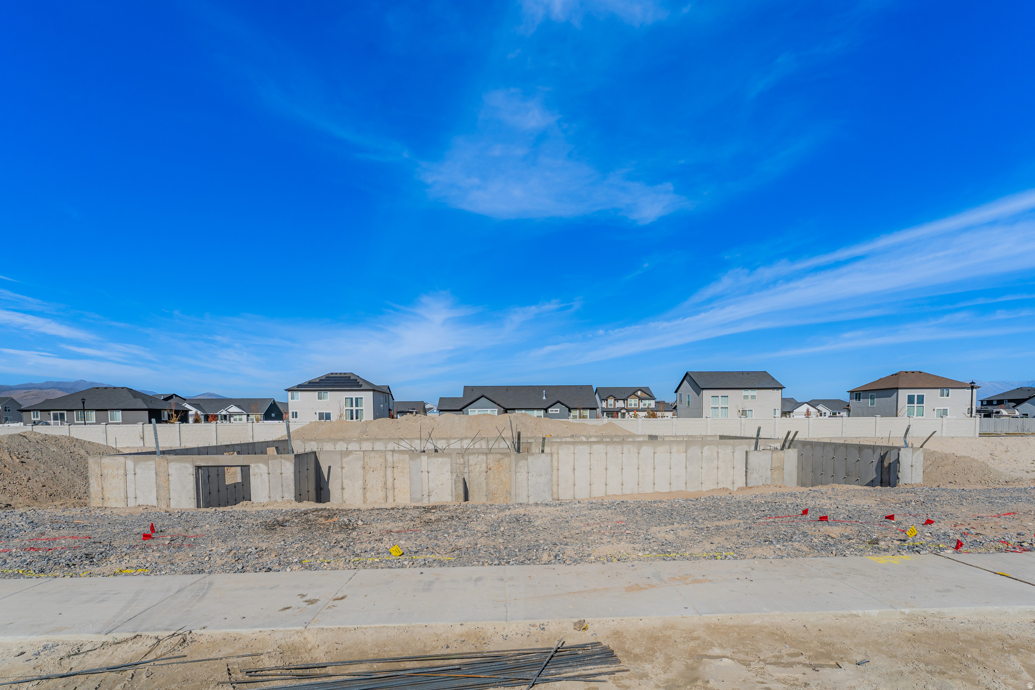 ROSE RANCH - Residential