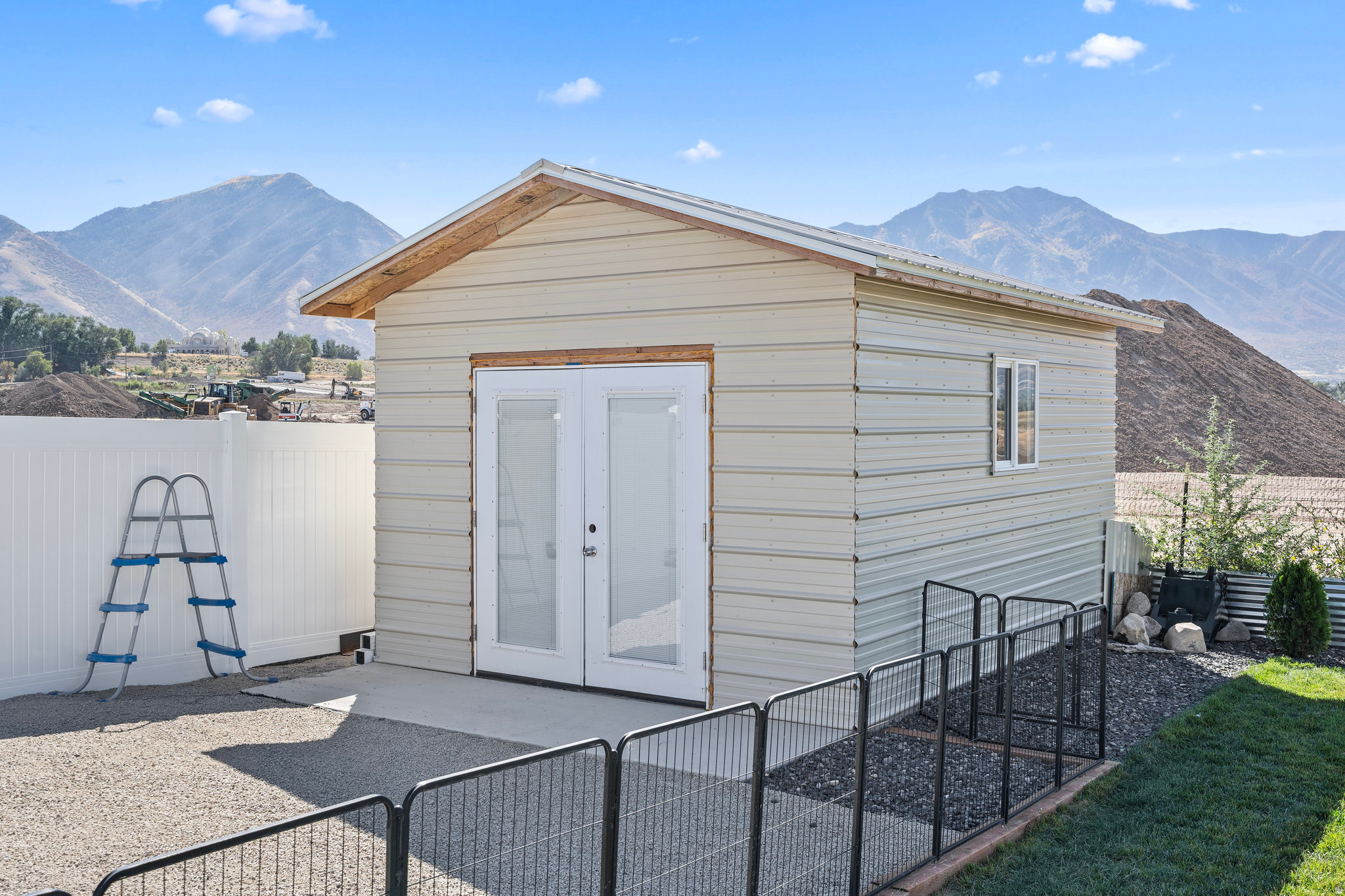 SALEM PARK - Residential