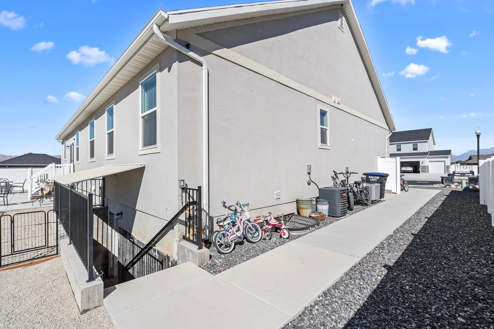 SALEM PARK - Residential