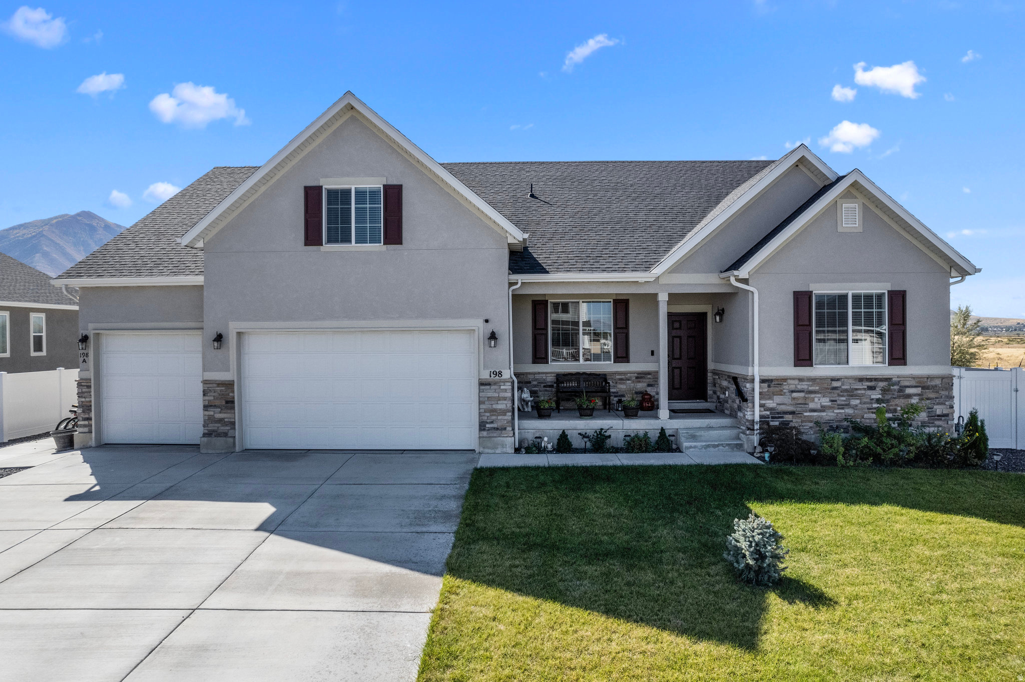 SALEM PARK - Residential