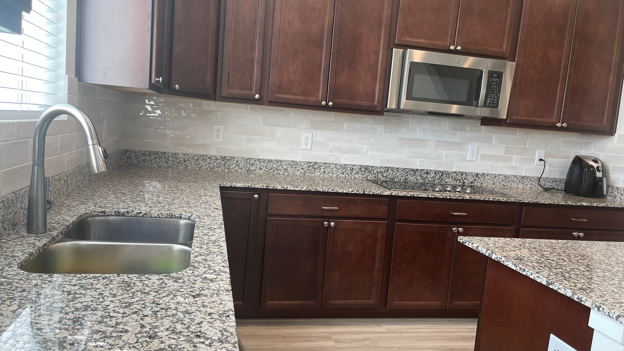 SALEM PARK - Residential