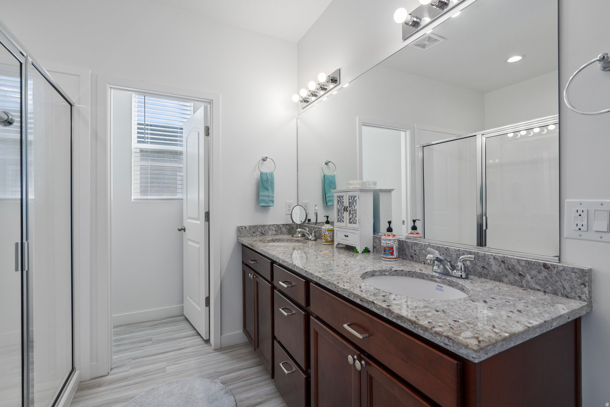 SALEM PARK - Residential