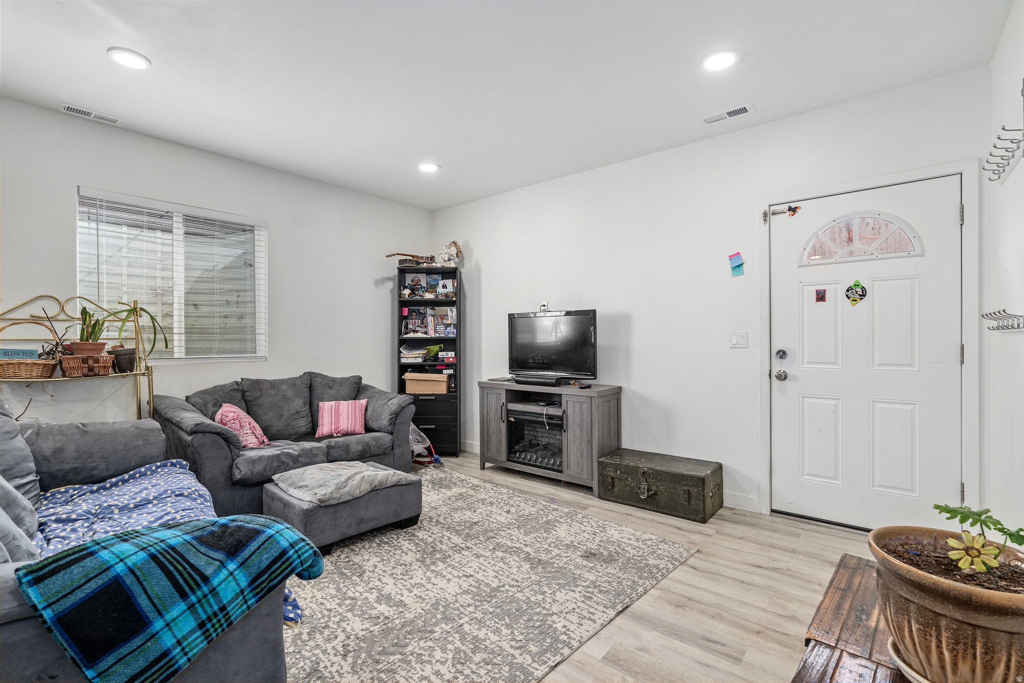 SALEM PARK - Residential