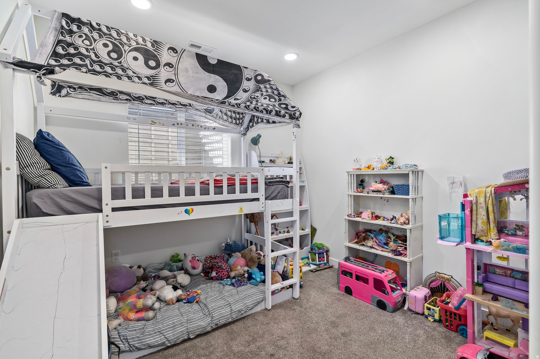 SALEM PARK - Residential