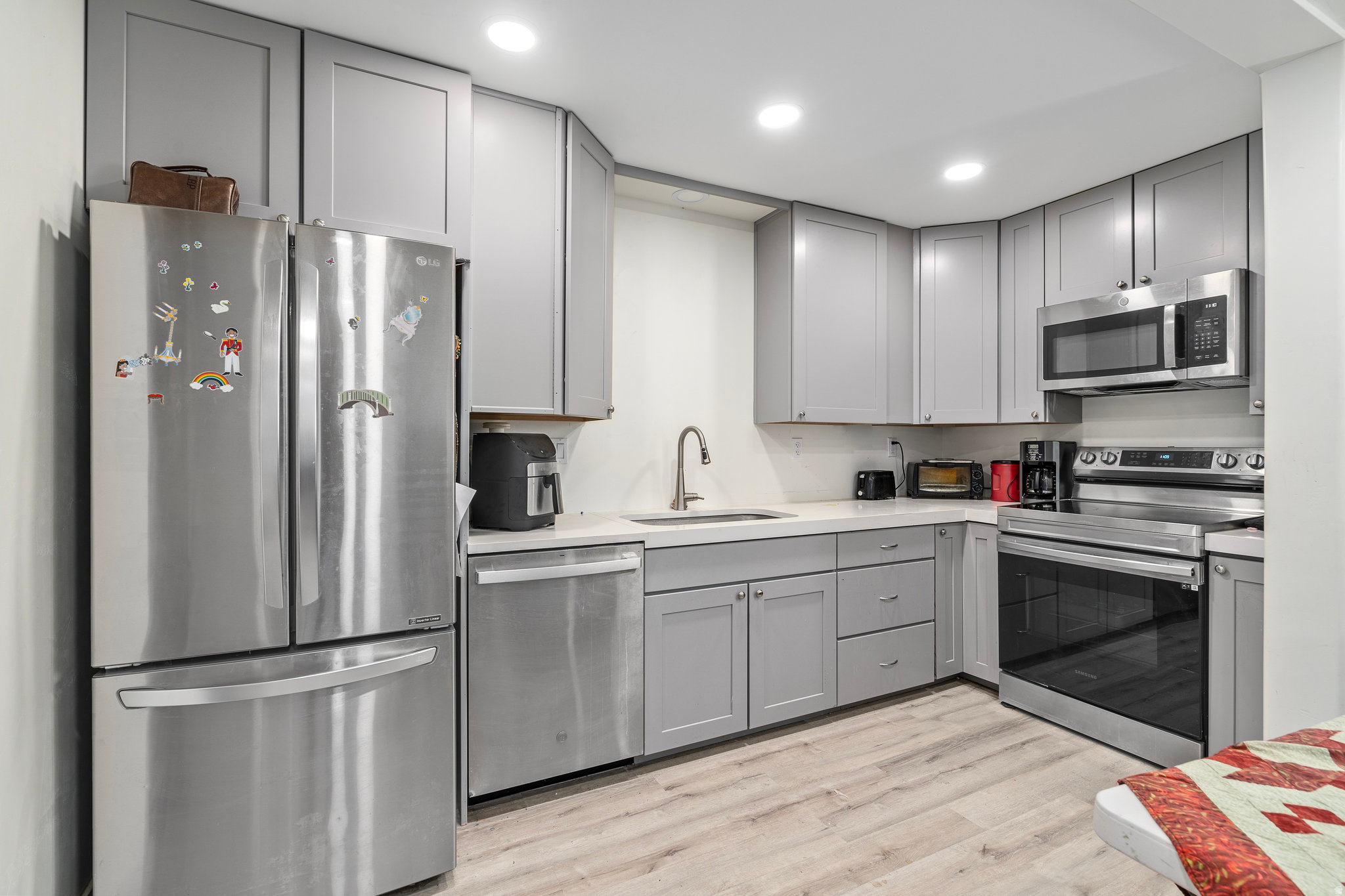 SALEM PARK - Residential