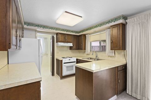 Tiny photo for 3082 N 425 E, North Ogden, UT 84414 (MLS # 2154783)