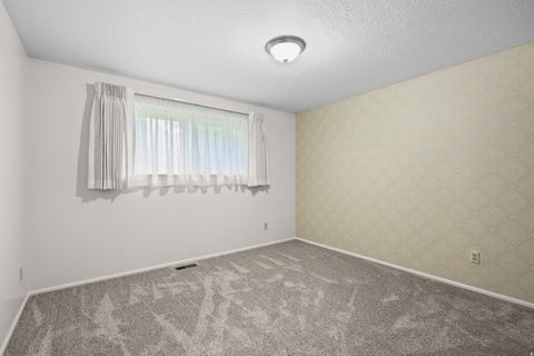 Tiny photo for 3082 N 425 E, North Ogden, UT 84414 (MLS # 2154783)