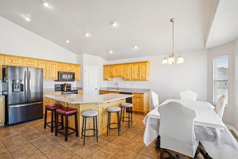 Tiny photo for 4317 S 3350 W, West Haven, UT 84401 (MLS # 2140434)