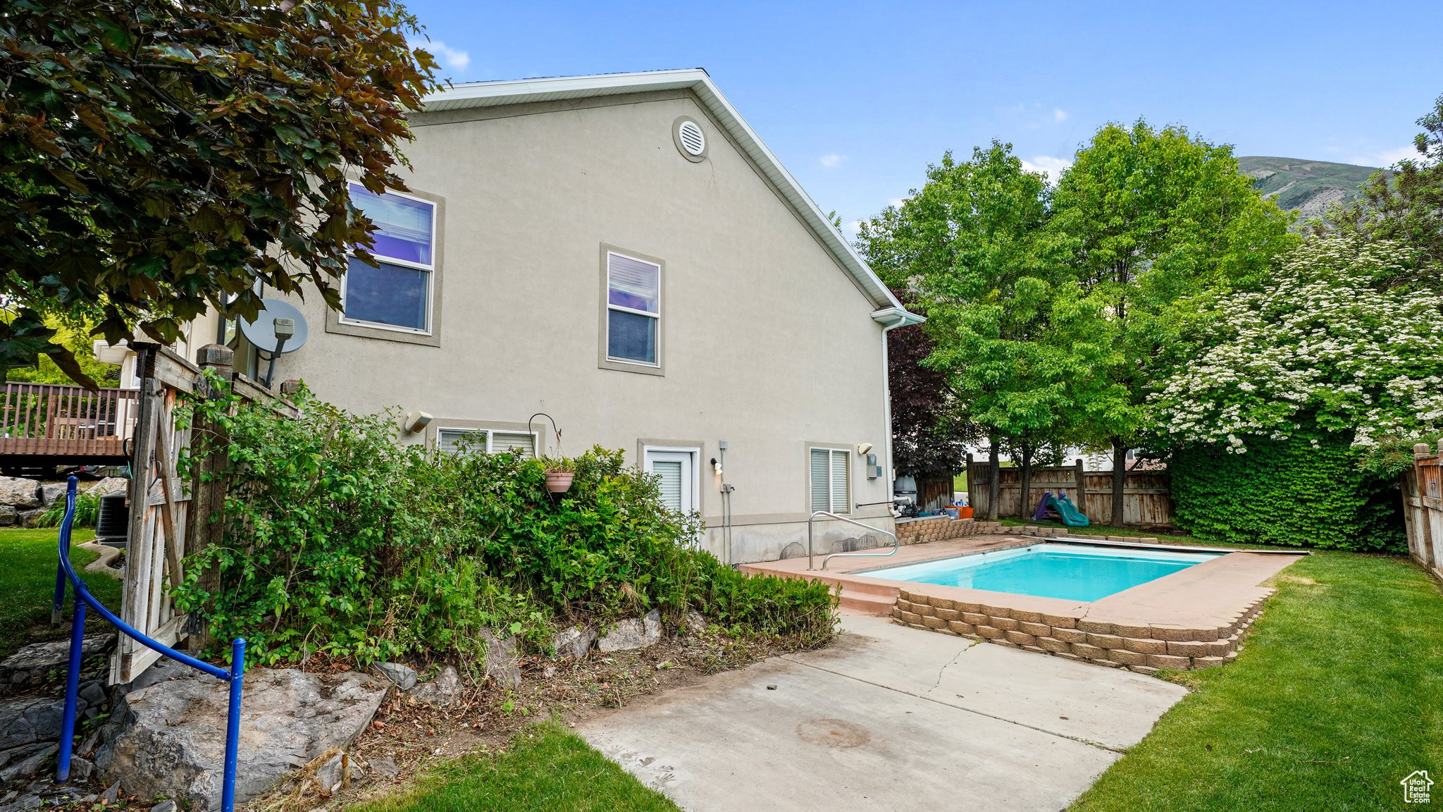 10205 N 3900, Cedar Hills, Utah image 9
