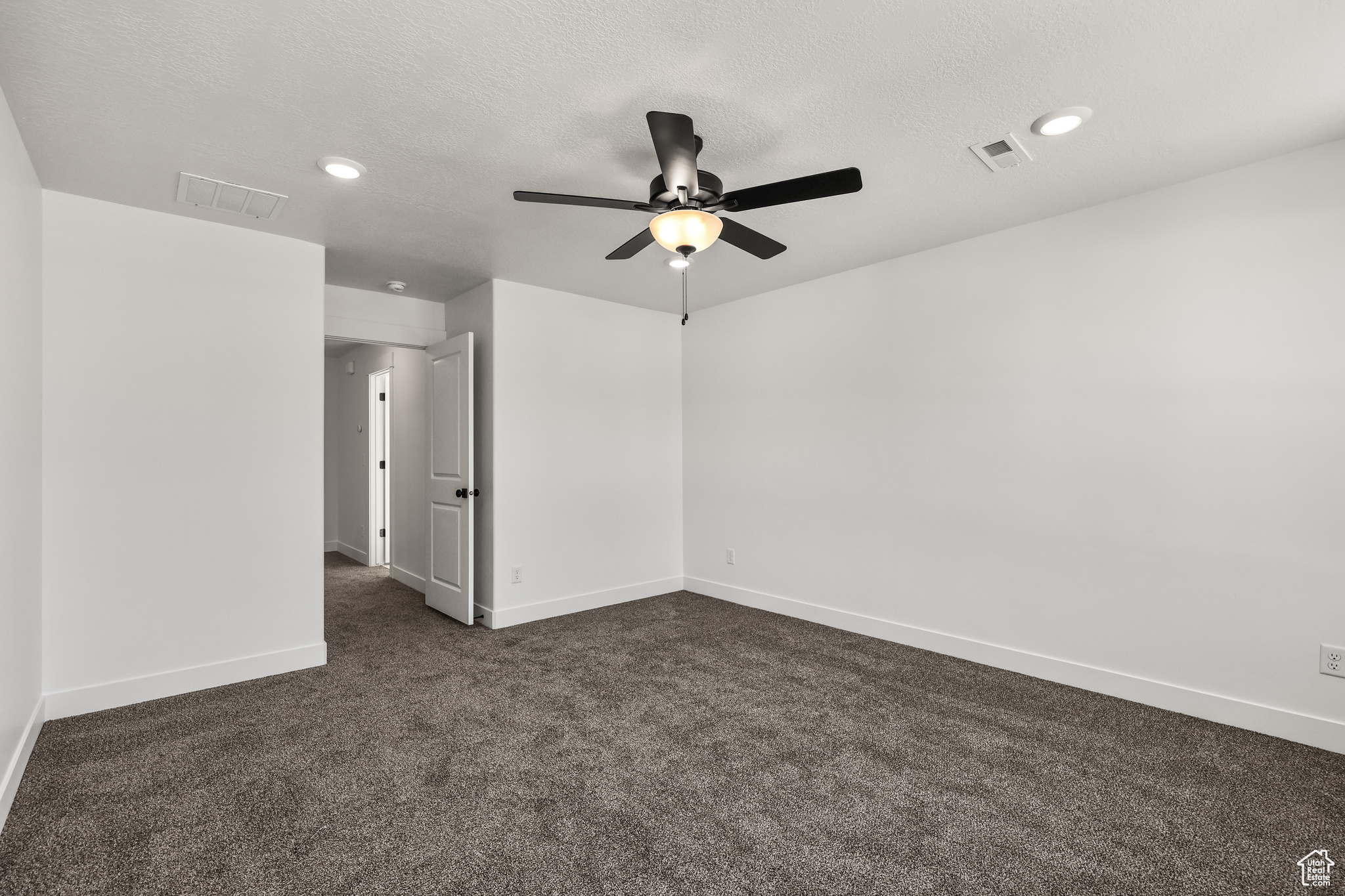 LIBERTY COVE - Residential