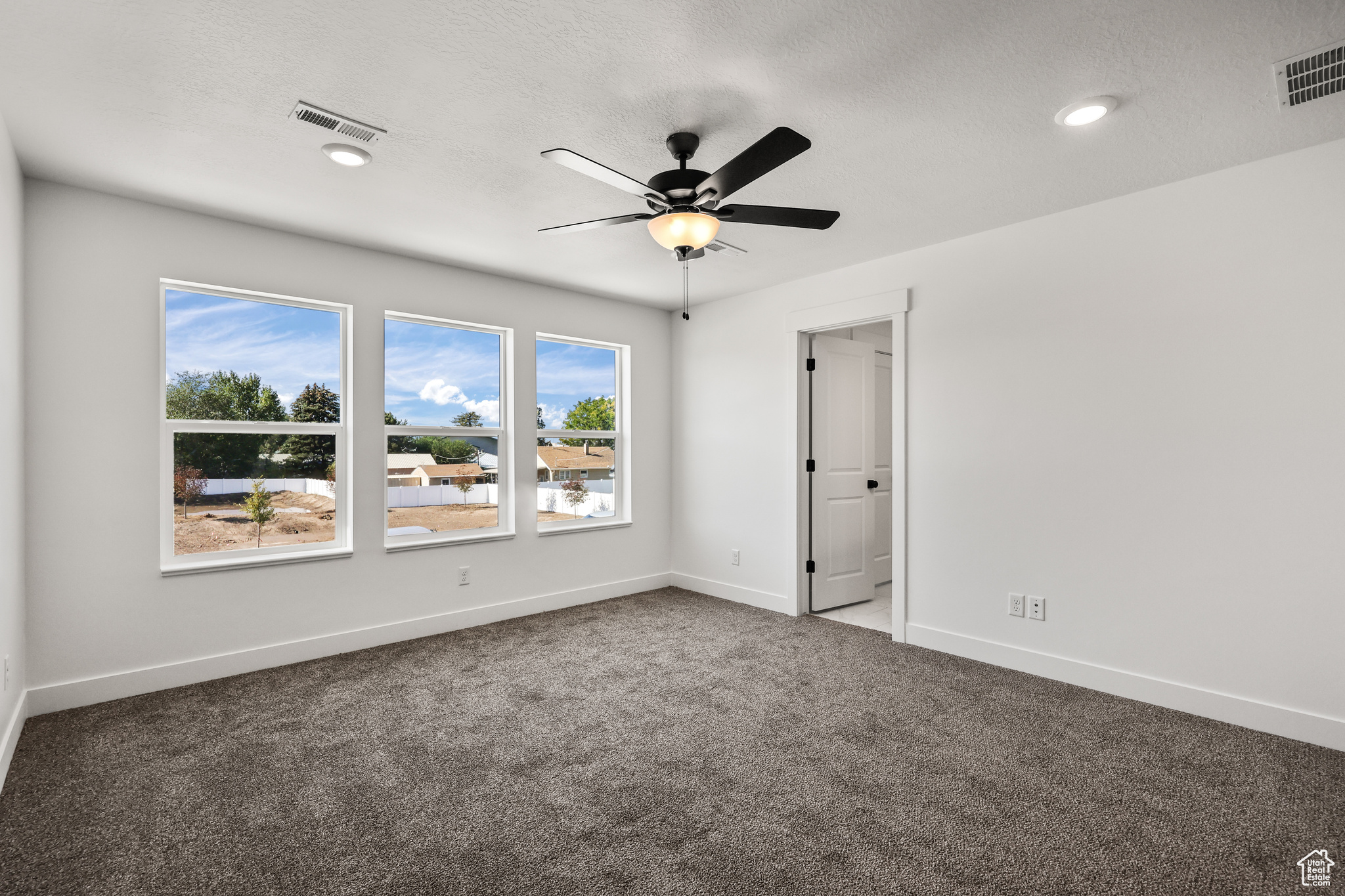 LIBERTY COVE - Residential