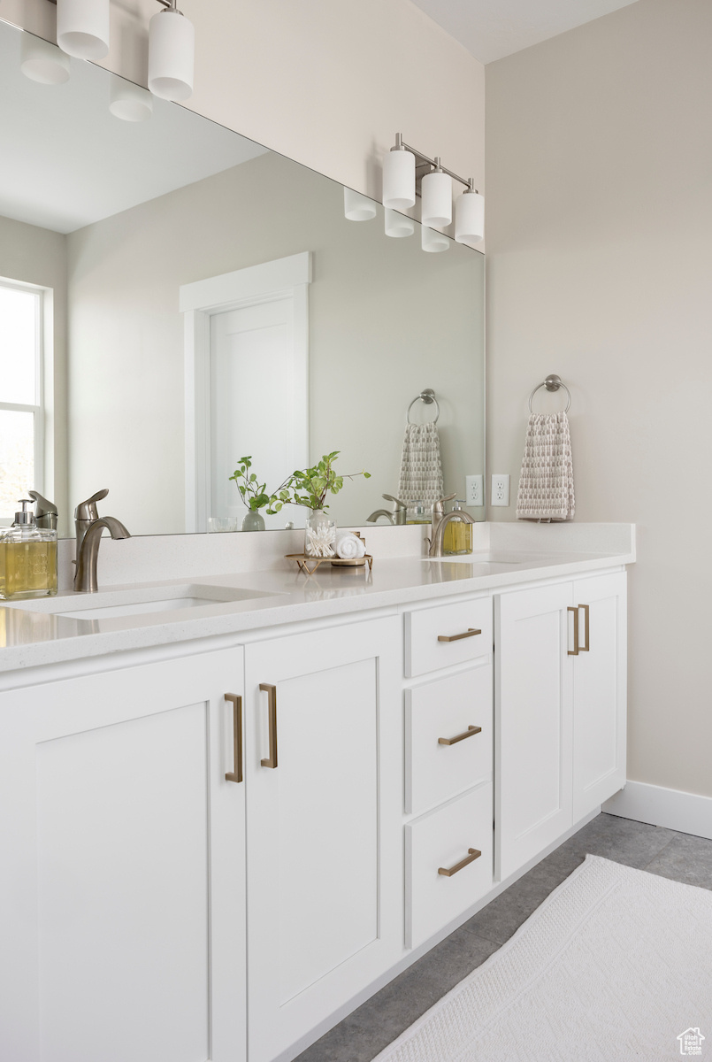 THE VILLAS ON 39TH - Residential