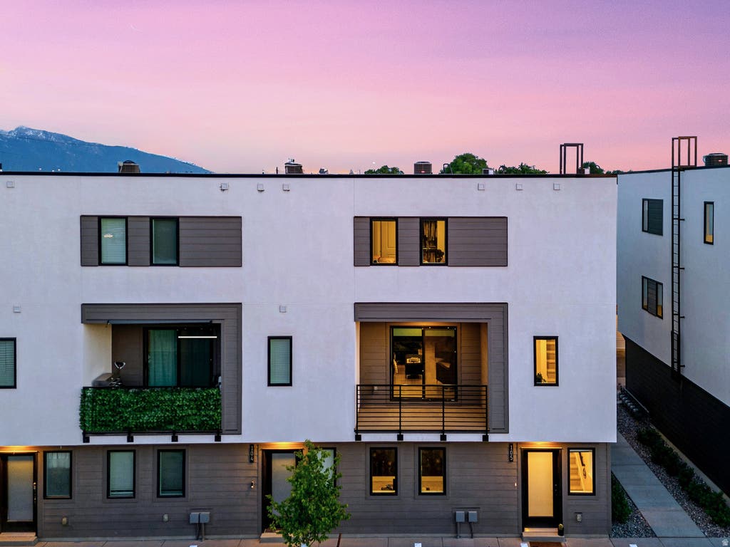 Photo of 1590 S 900 W #105, Salt Lake City, UT 84104 (MLS # 2166894)