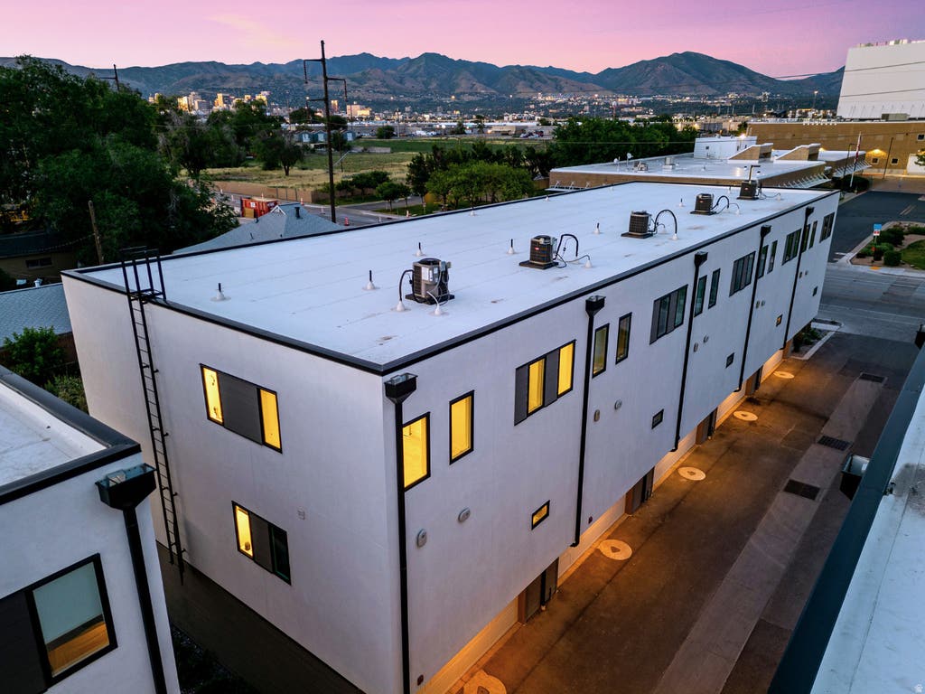 Photo of 1590 S 900 W #105, Salt Lake City, UT 84104 (MLS # 2166894)