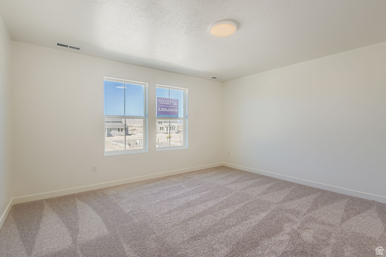 RESERVES AT PINNACLES AT EAGLE MOUNTAIN - Residential