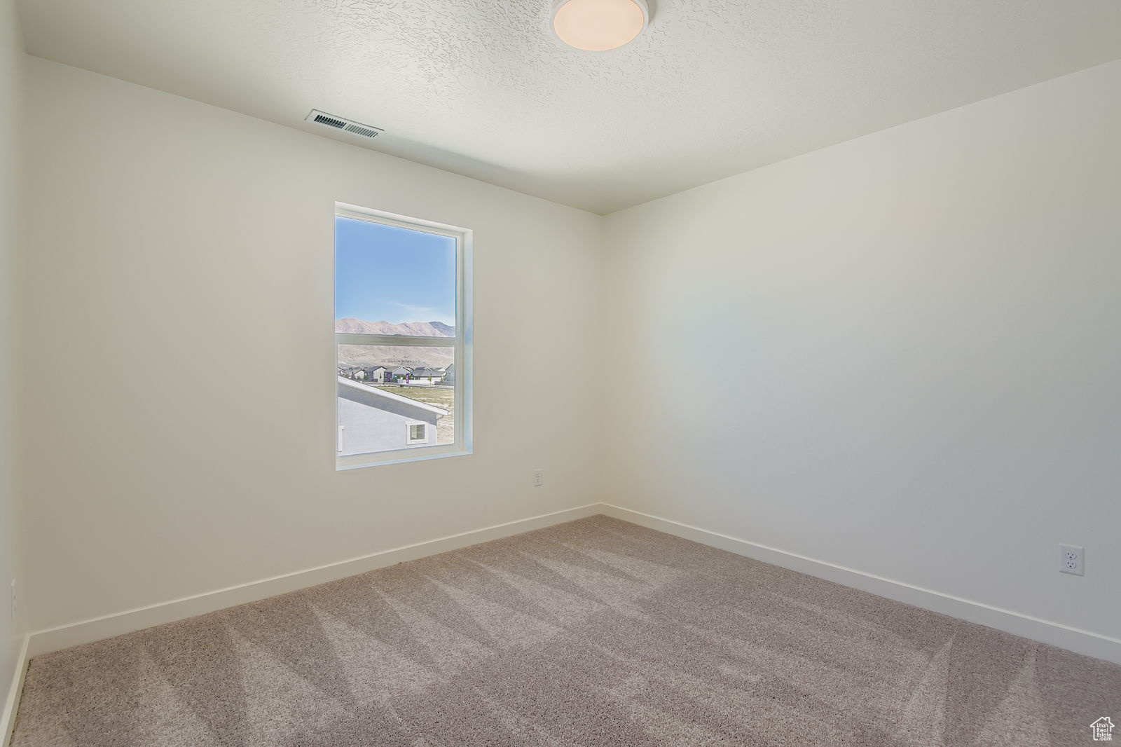 RESERVES AT PINNACLES AT EAGLE MOUNTAIN - Residential