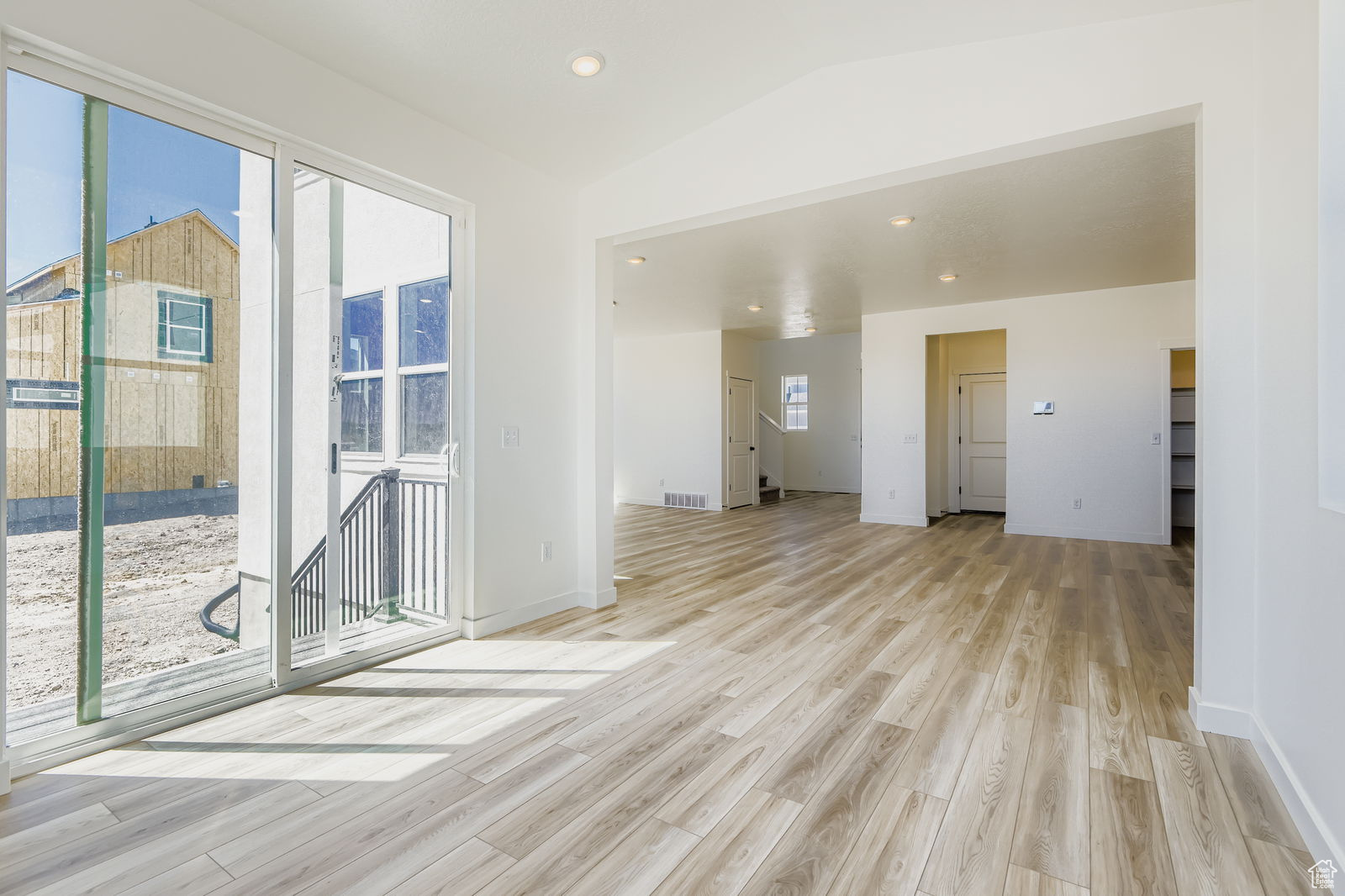 RESERVES AT PINNACLES AT EAGLE MOUNTAIN - Residential