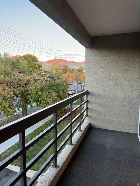 Tiny photo for 207 S 600 E #3H, Salt Lake City, UT 84102 (MLS # 2147112)