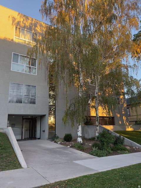 Tiny photo for 207 S 600 E #3H, Salt Lake City, UT 84102 (MLS # 2147112)