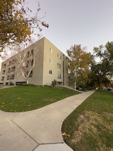 Tiny photo for 207 S 600 E #3H, Salt Lake City, UT 84102 (MLS # 2147112)