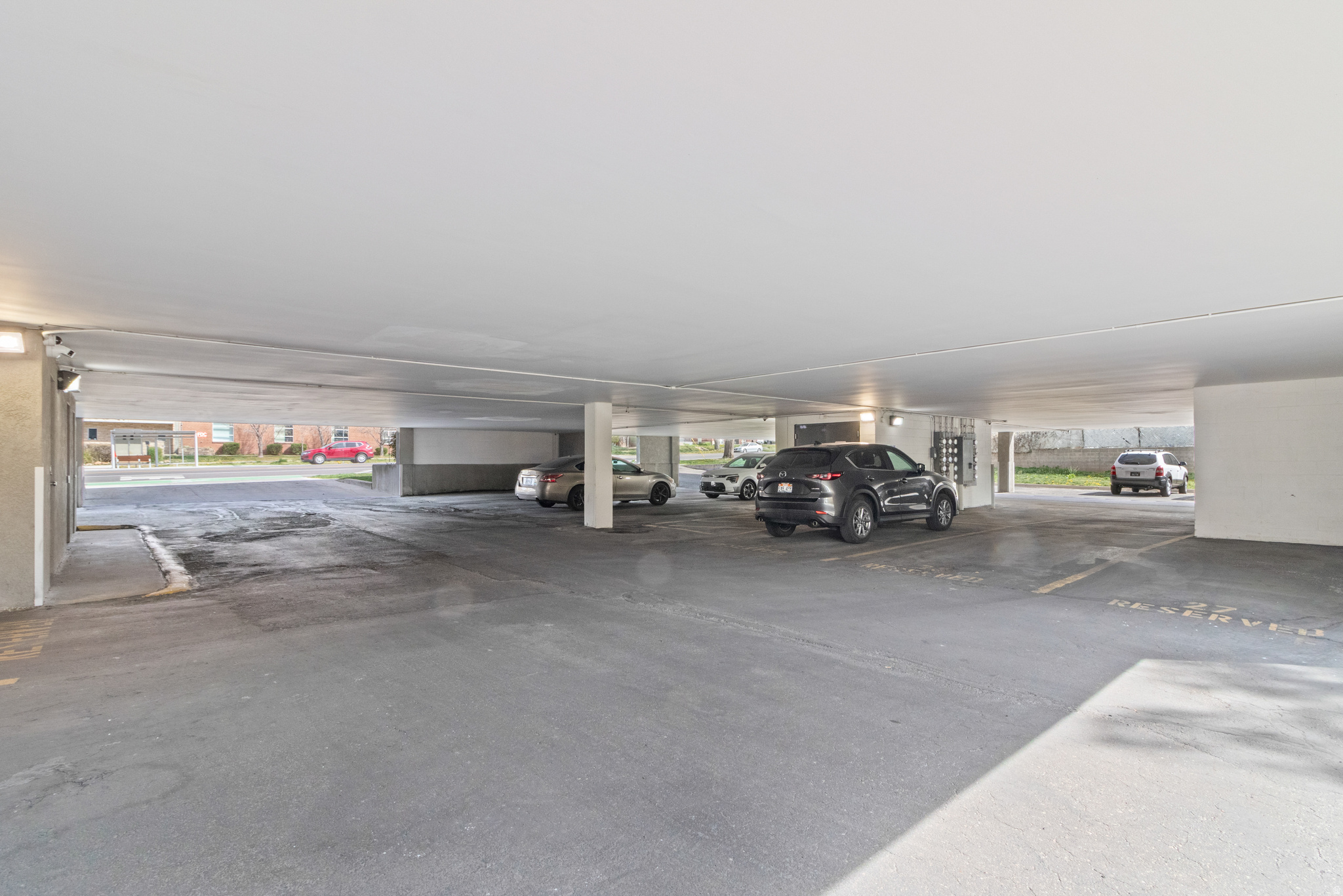 EASTMOOR - Residential