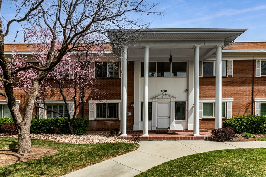 An upper unit in Greystone Pines that was extensively remodeled in the past 9 months for a family member that has decided that Utah Winters are not for them and so back to sunny Arizona they have gone. Beautiful remodel that someone has only lived in for 2 months. Perfect for the person wanting single level living with elevator access from both the garage and main foyer. Walking distance to Sugarhouse park with full amenities. Coffee shop across the street. Greystone and Colonial Pines have beautiful open walking areas and full of mature green trees. Leasing this Unit is an option. Square footage figures are provided as a courtesy estimate only and were obtained from MLS 2014876 previous listing. Buyer is advised to obtain an independent measurement.