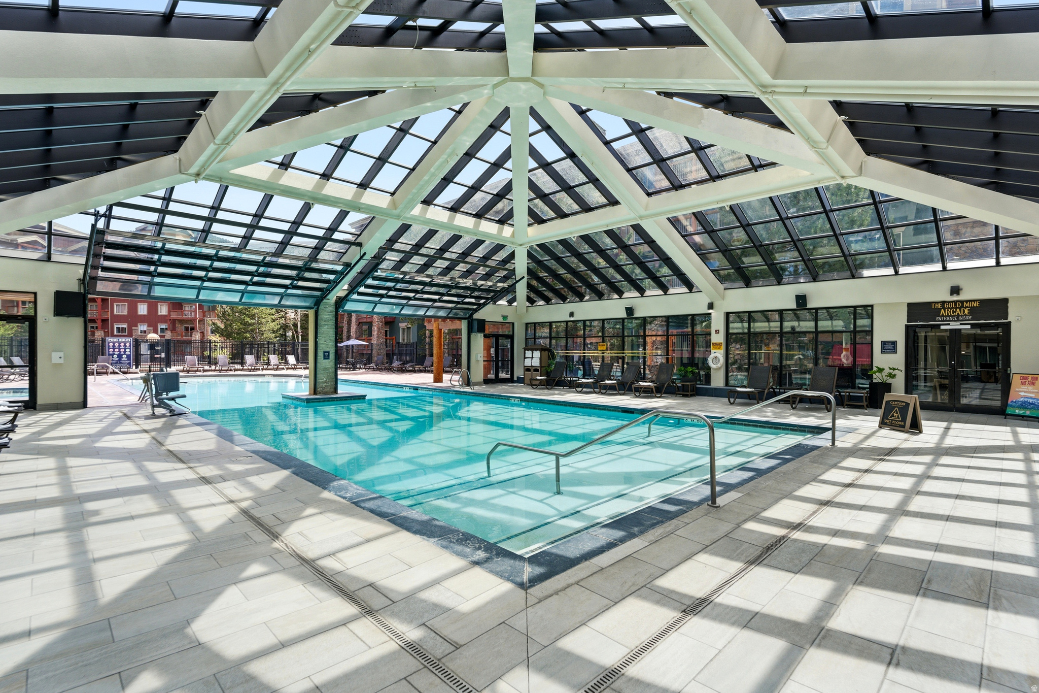LODGE AT WESTGATE - Residential